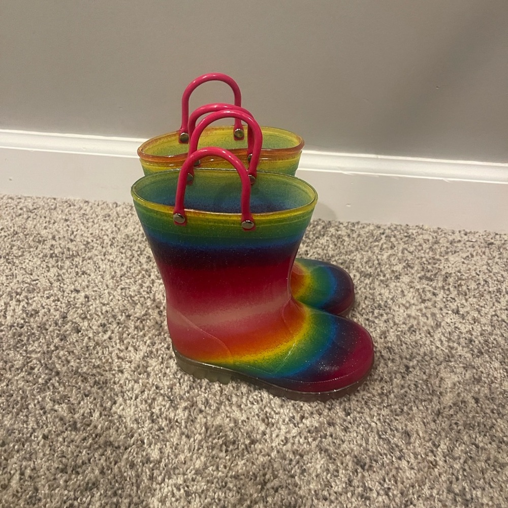 Size 8 Toddler Light Up Rain Boots
